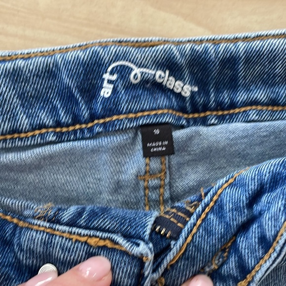 Distressed jeans - Picture 4 of 4